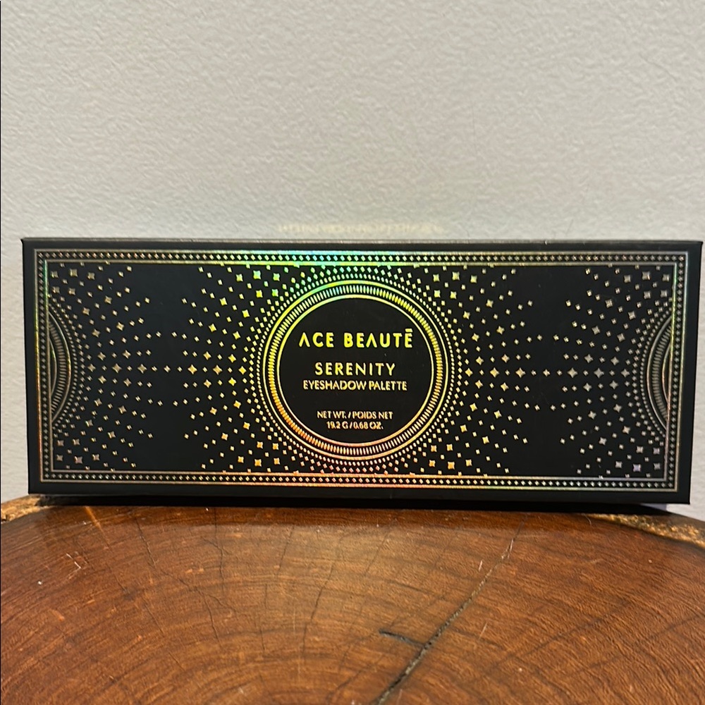 Ace Beaute Serenity Eyeshadow Palette in Black and Gold